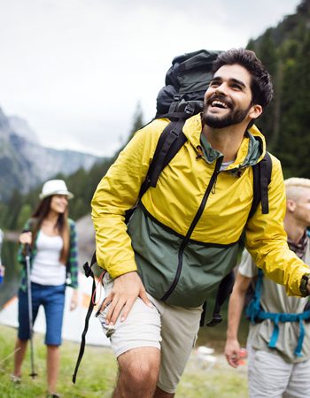 hiking_family
